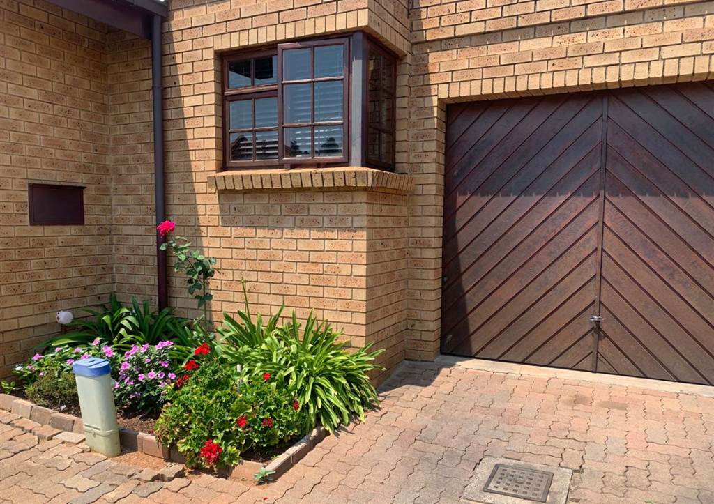 3 Bedroom House 3 Bedroom House