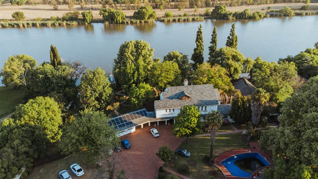 30 Bedroom House 30 Bedroom House