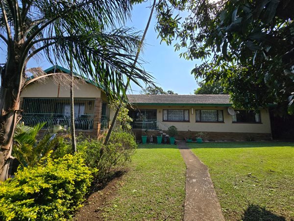 4 Bedroom House 4 Bedroom House