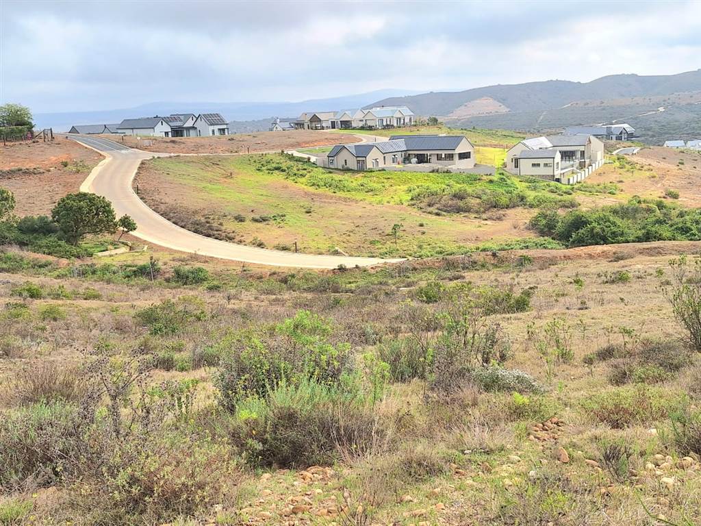 1 503 m² Land
