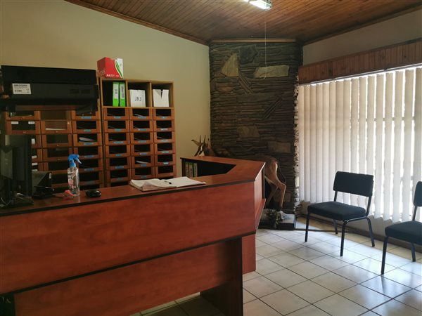 236 m² Commercial space 236 m² Commercial space