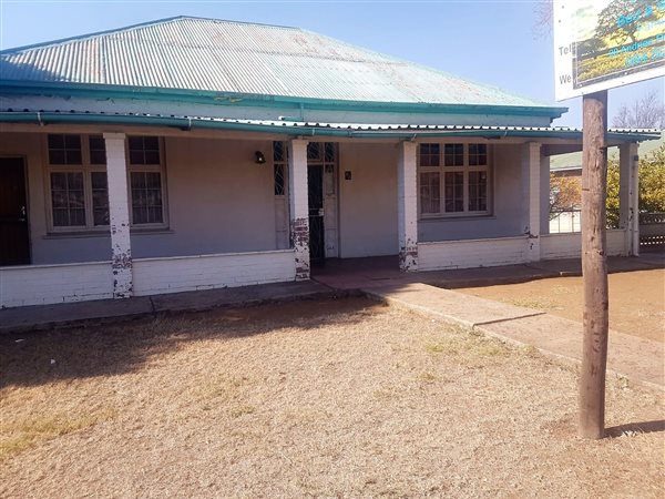 443 m² Commercial space 443 m² Commercial space