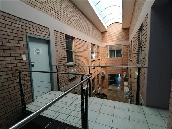183 m² Commercial space 183 m² Commercial space
